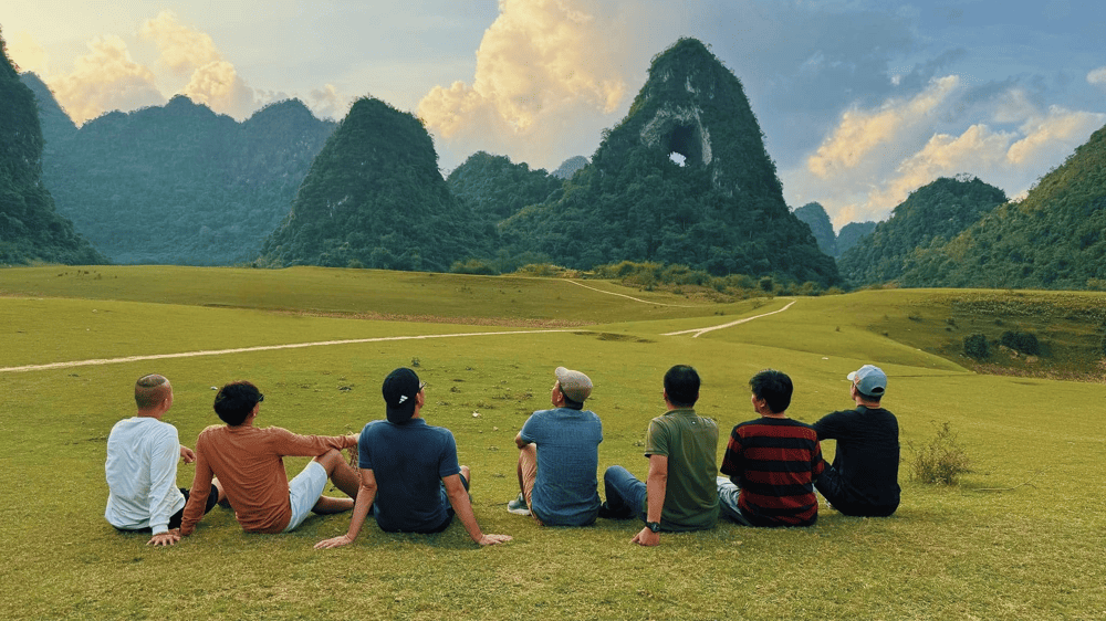 Nui Thung Mountain, estimated to have formed over 300 million years ago, was originally a dry cave (Source: Fanpage N&uacute;i Thủng - N&uacute;i mắt thần, Tr&agrave; Lĩnh, Cao Bằng)